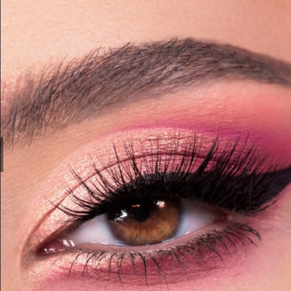 ๐NWT ColourPop Barbie Doll Lashes ๐ - Picture 3 of 3